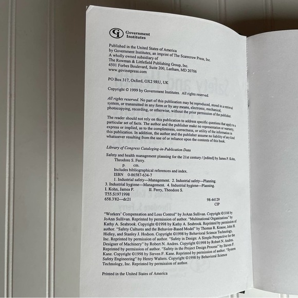 Safety and Health Management Planning Hardcover Book Kohn Ferry Rare - Picture 4 of 10